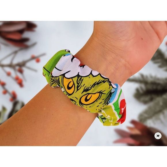Grinch Eyes Christmas Scrunchies Watch Band for Apple Watch, Fitbit, Samsung … - Picture 1 of 5